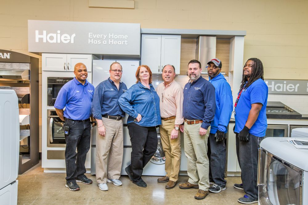Employees at the GEA R&D Center